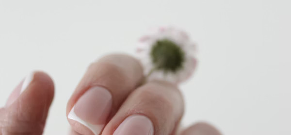 Manicure nail treatment